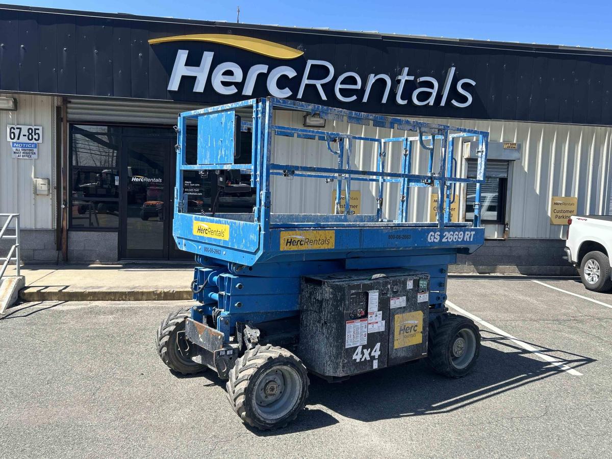 2015 Genie GS-2669 RT