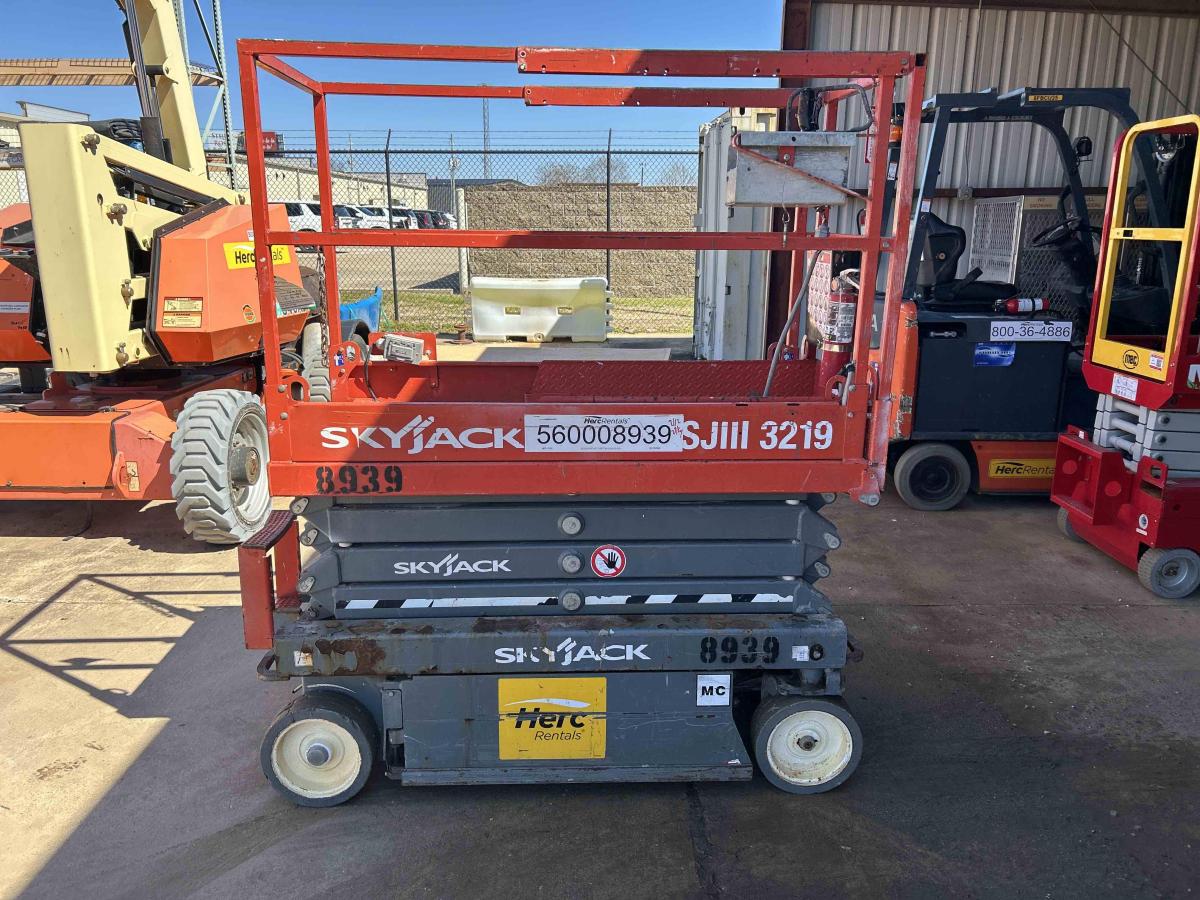 2017 Skyjack SJ3219