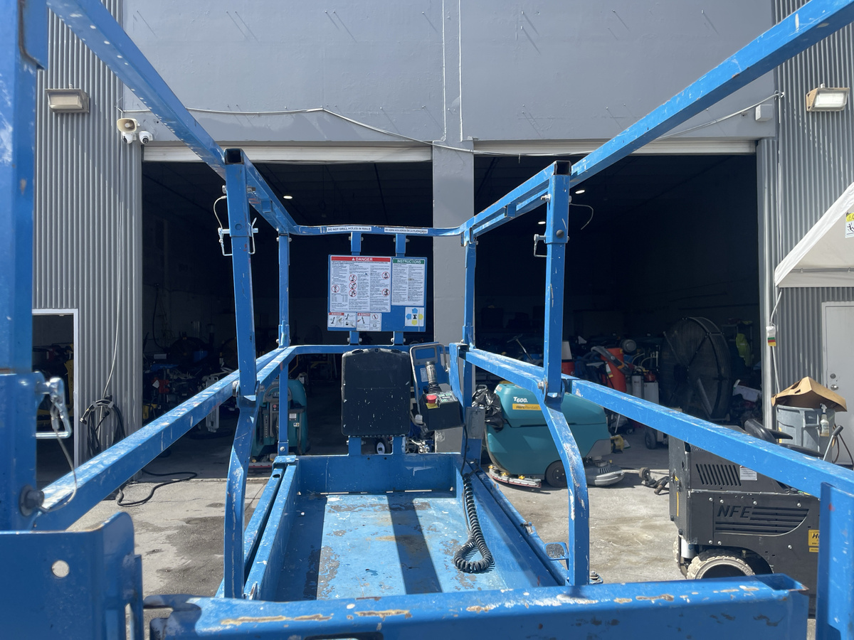 2019 Genie GS-3232-5