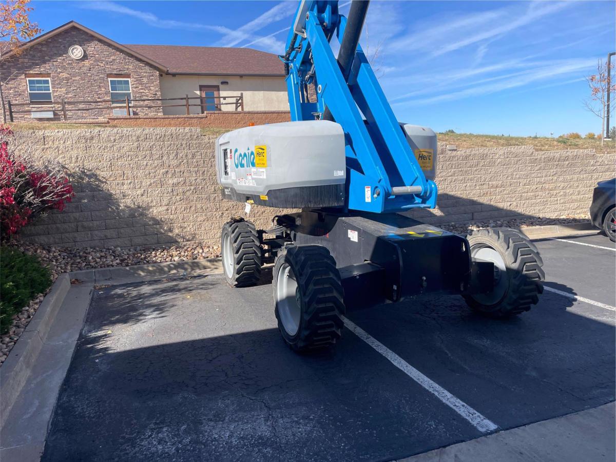 2019 Genie S-60XC