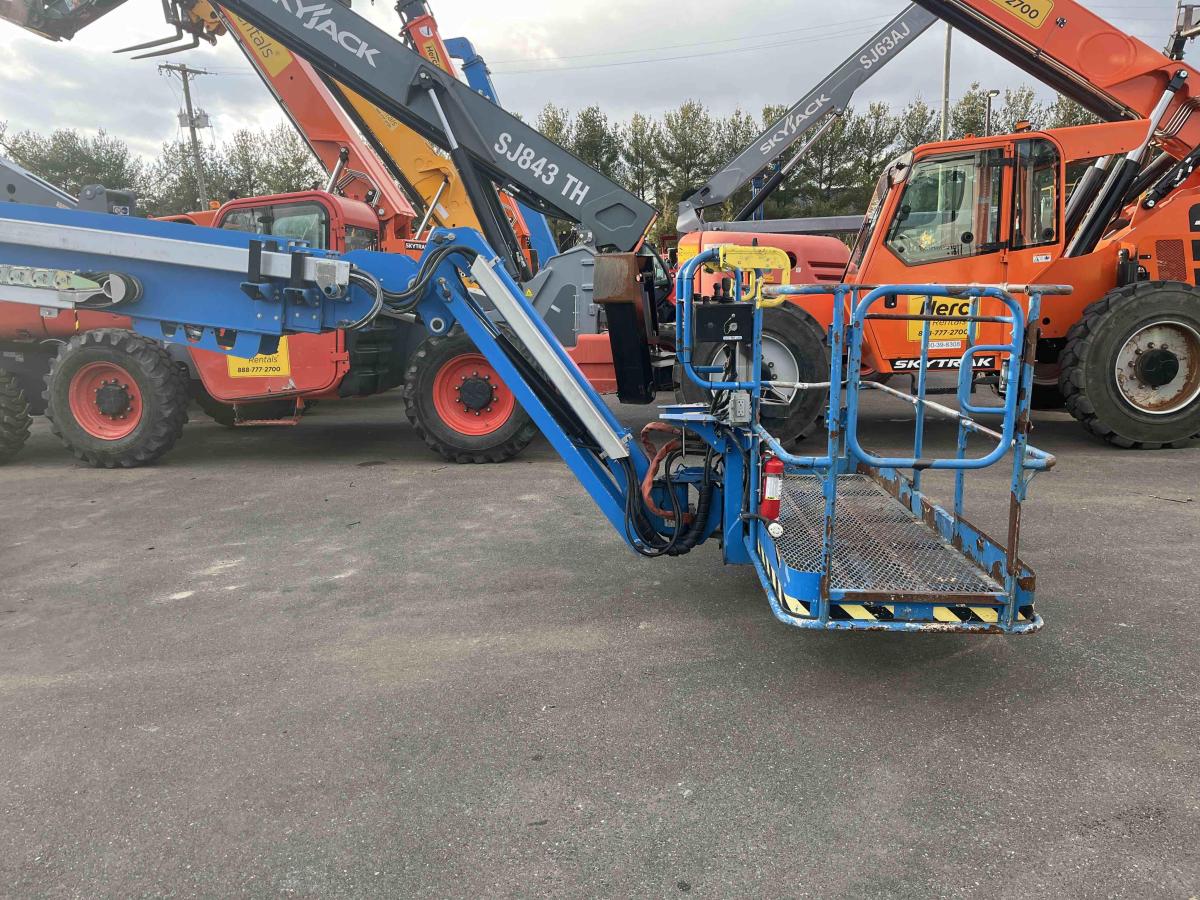 2019 Genie S-65XC