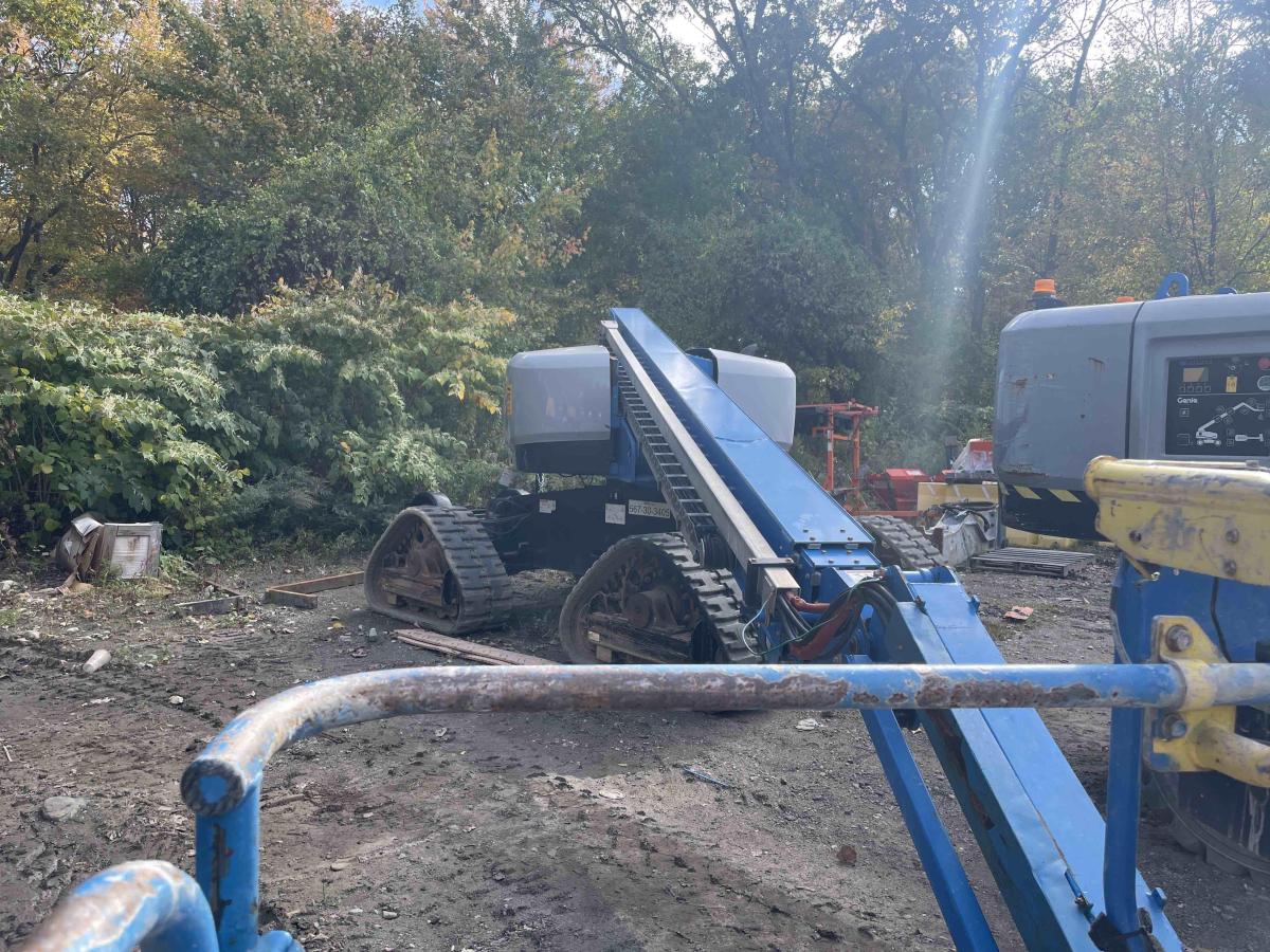 2017 Genie S-65 Trax-12