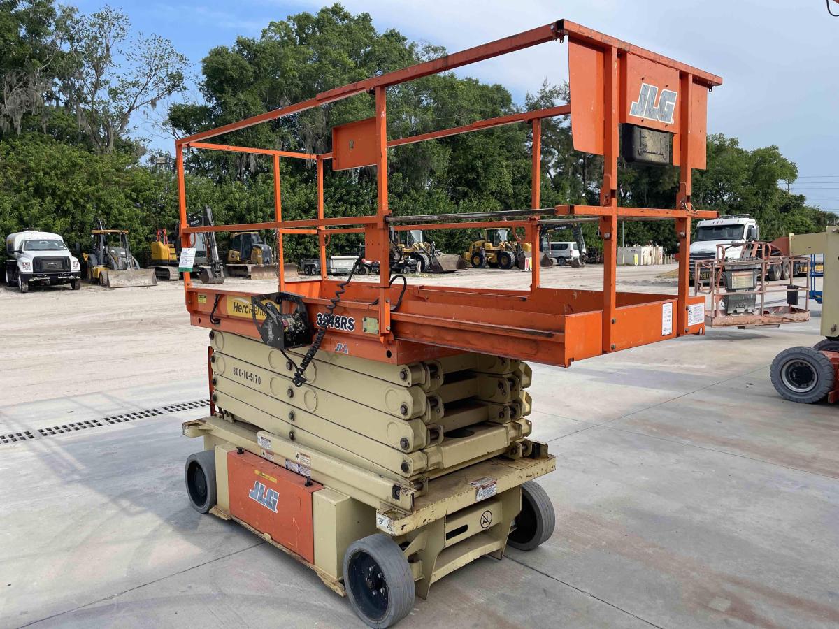 2016 JLG 3248RS