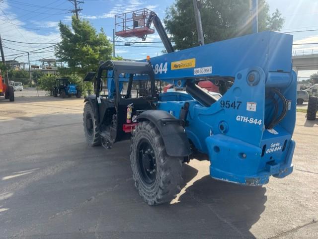2018 Genie GTH 844