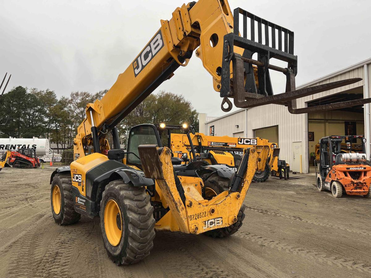 2017 JCB 510-56