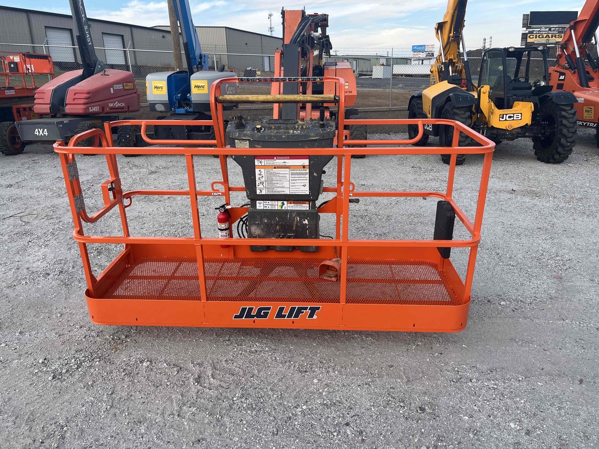 2018 JLG 860SJ-11