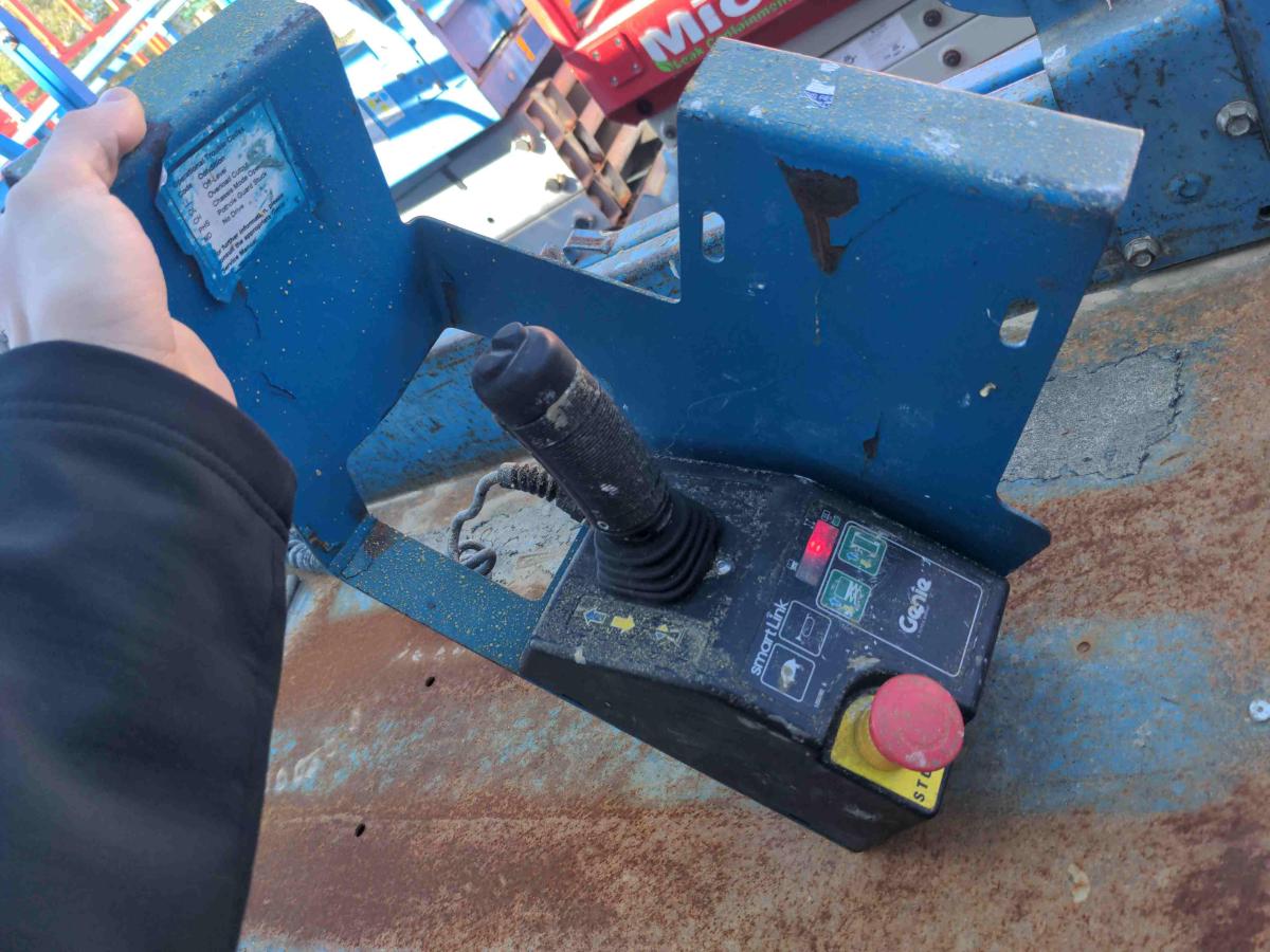 2016 Genie GS-2632