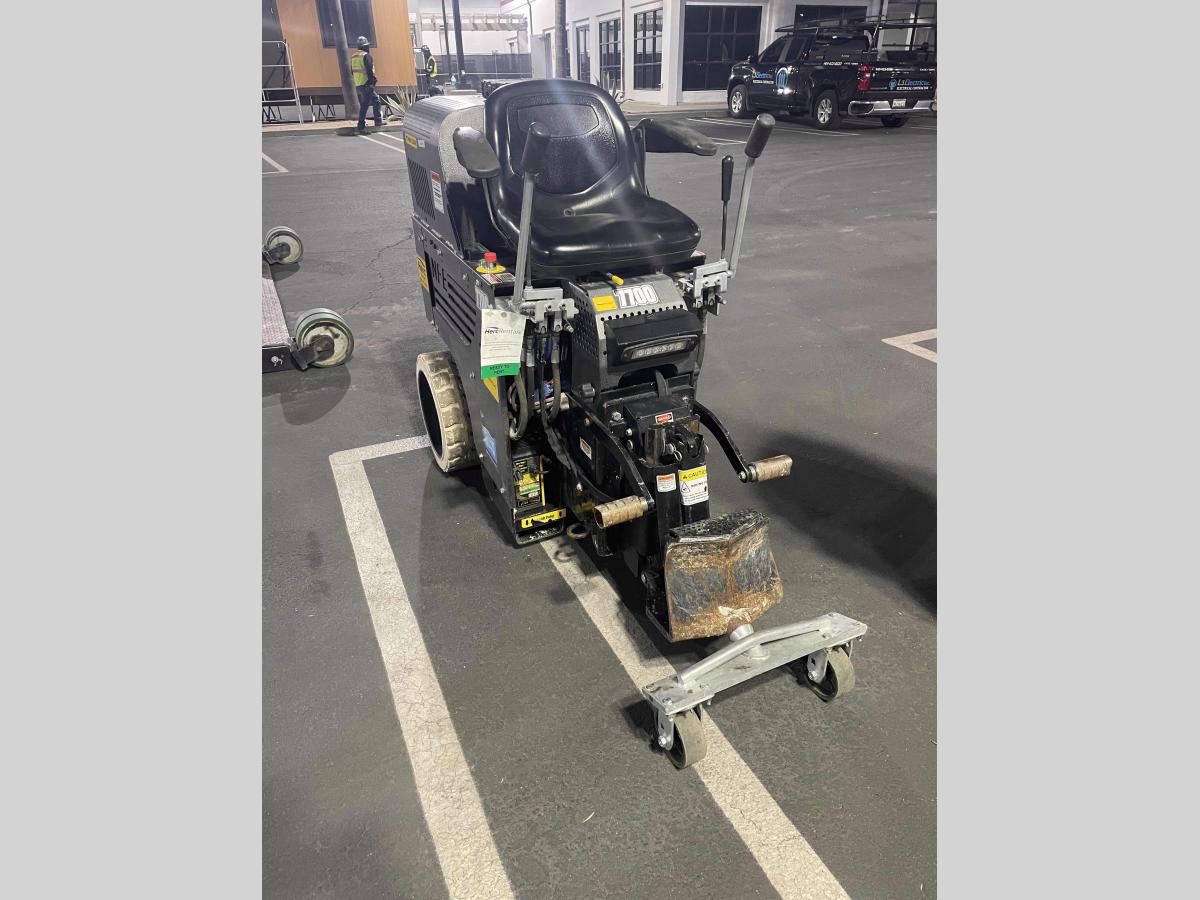 2021 National Flooring Equipment 7700-1
