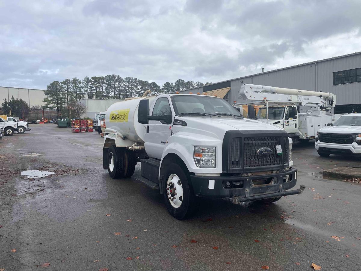 2016 Ford F750