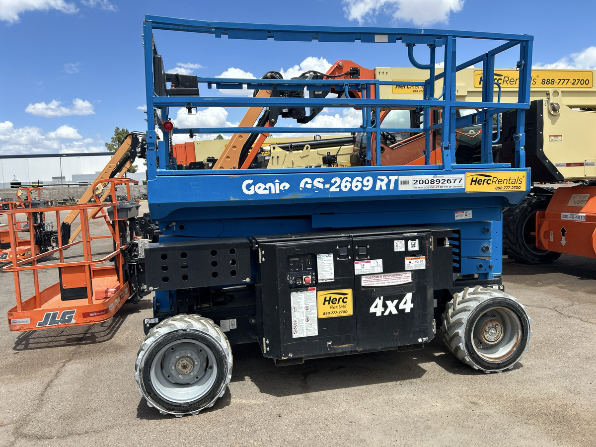 2016 Genie GS-2669 RT