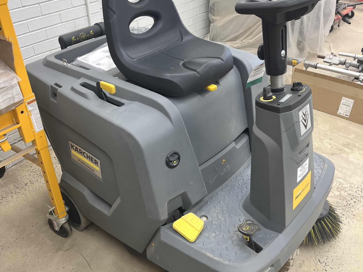 2022 Karcher KM 85/50