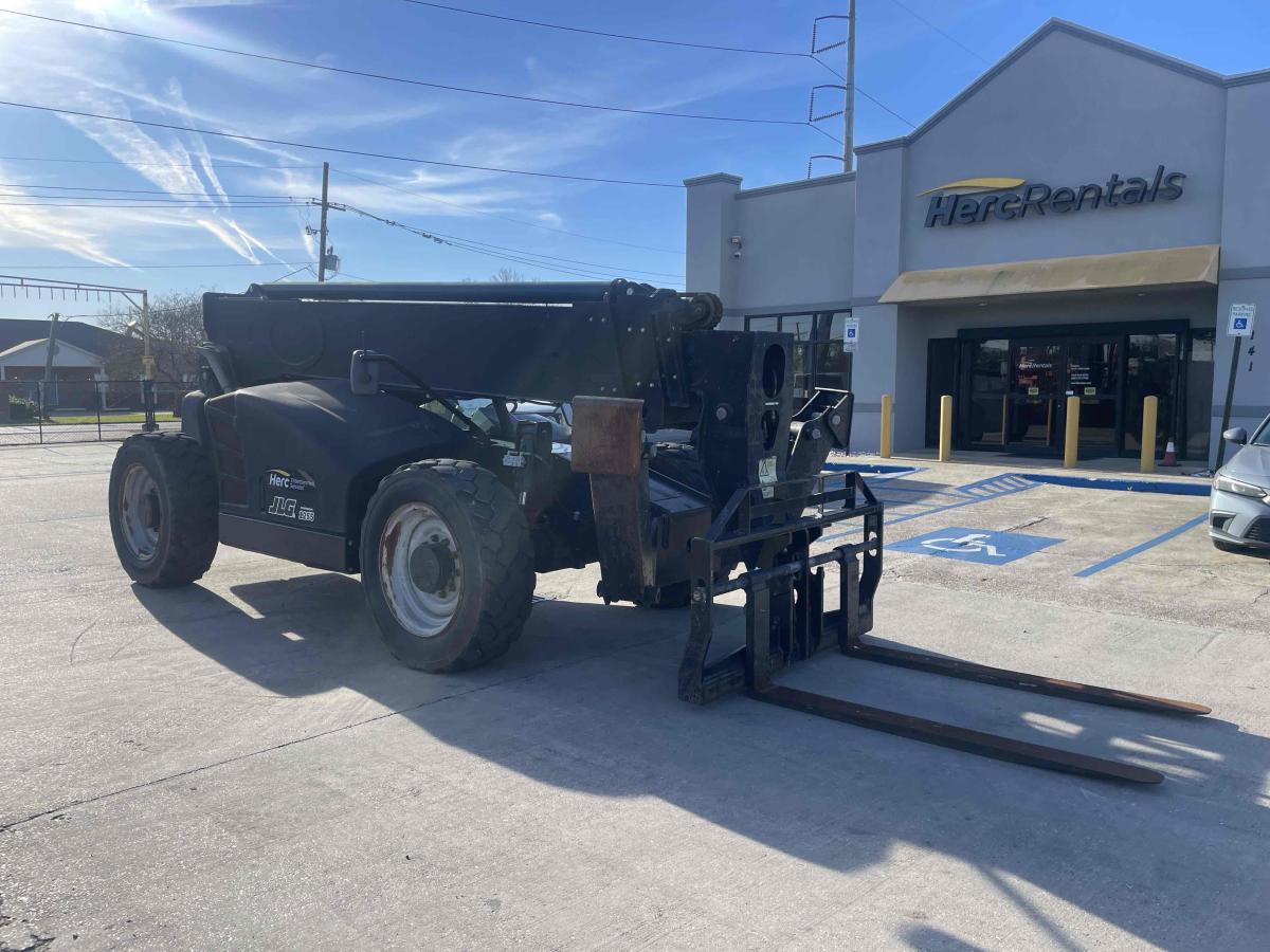 2018 JLG 1255