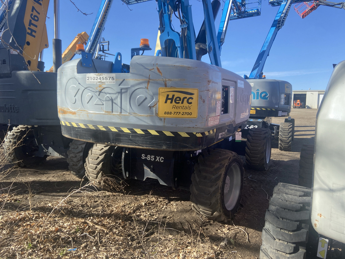 2018 Genie S-85-3