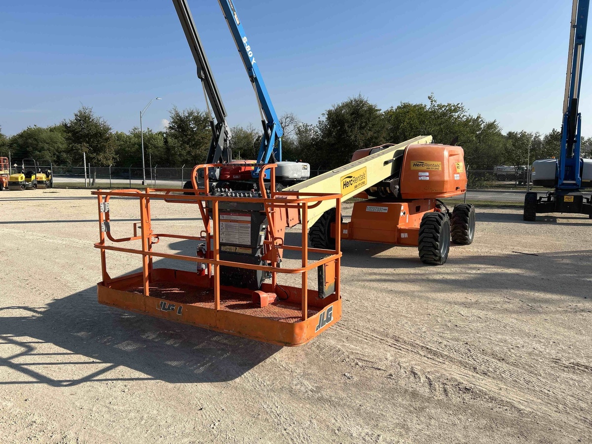 2018 JLG 600S