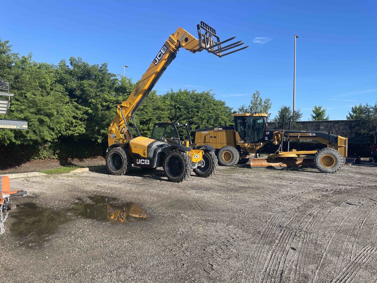 2022 JCB 507-42-2