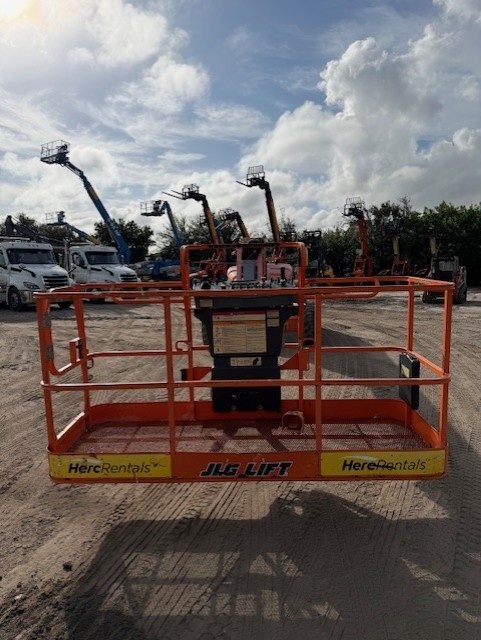 2019 JLG M600JP-6