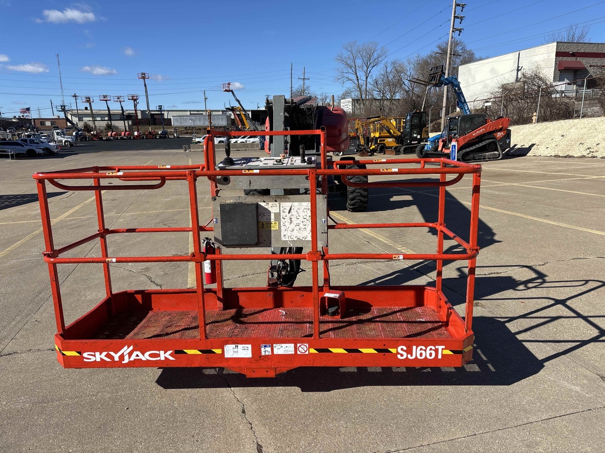2017 Skyjack SJ66 T-3