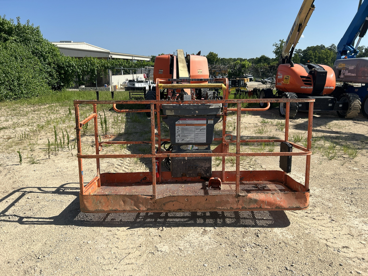 2018 JLG 660SJ-10