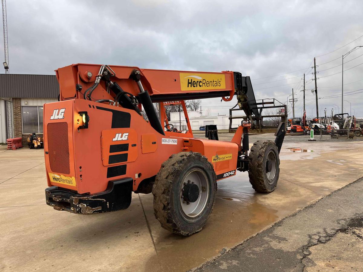 2020 SkyTrak 10042