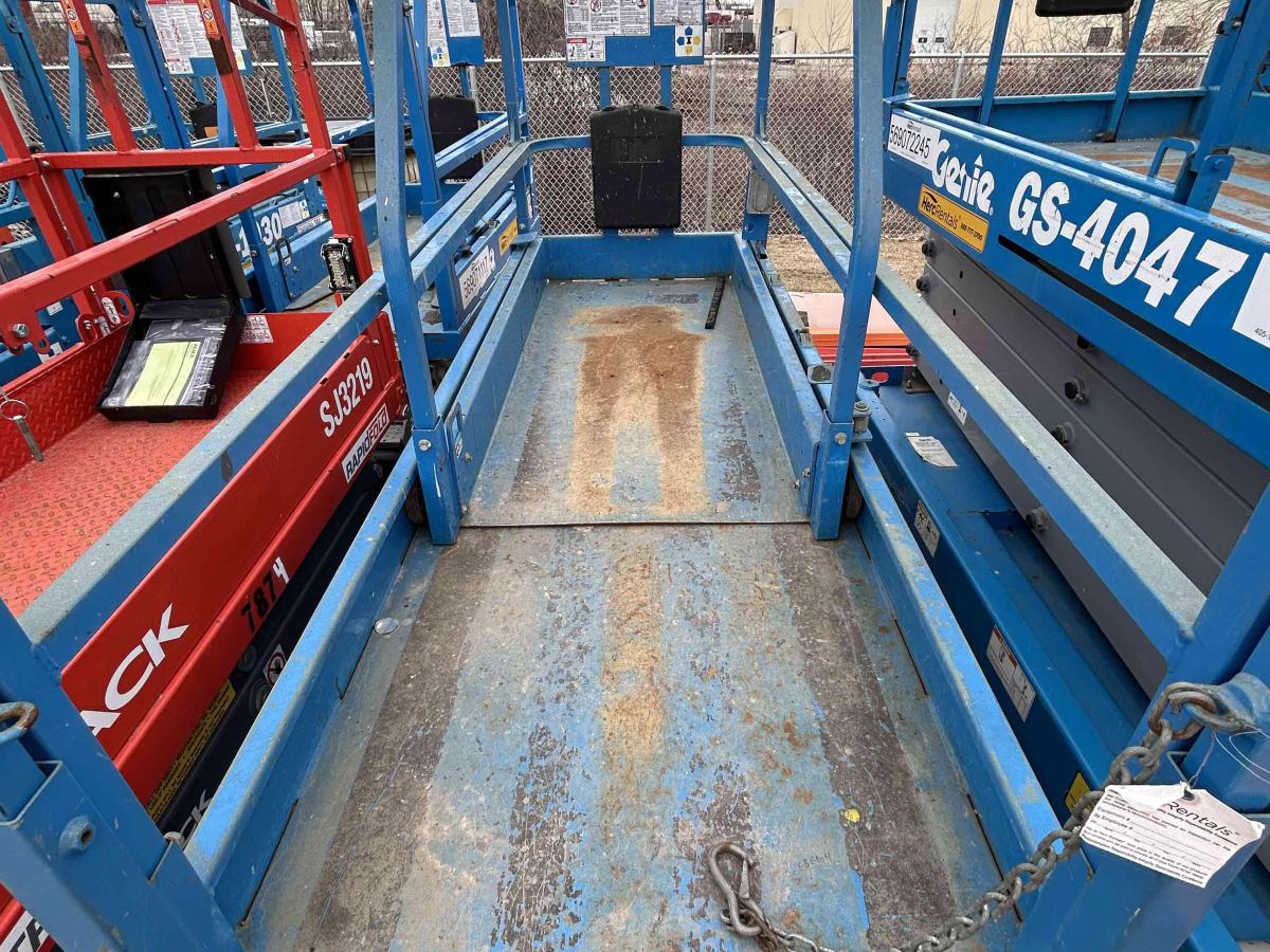 2018 Genie GS-2032