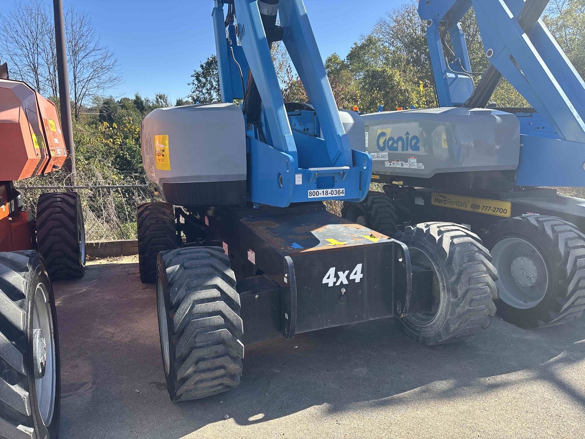 2017 Genie S-85