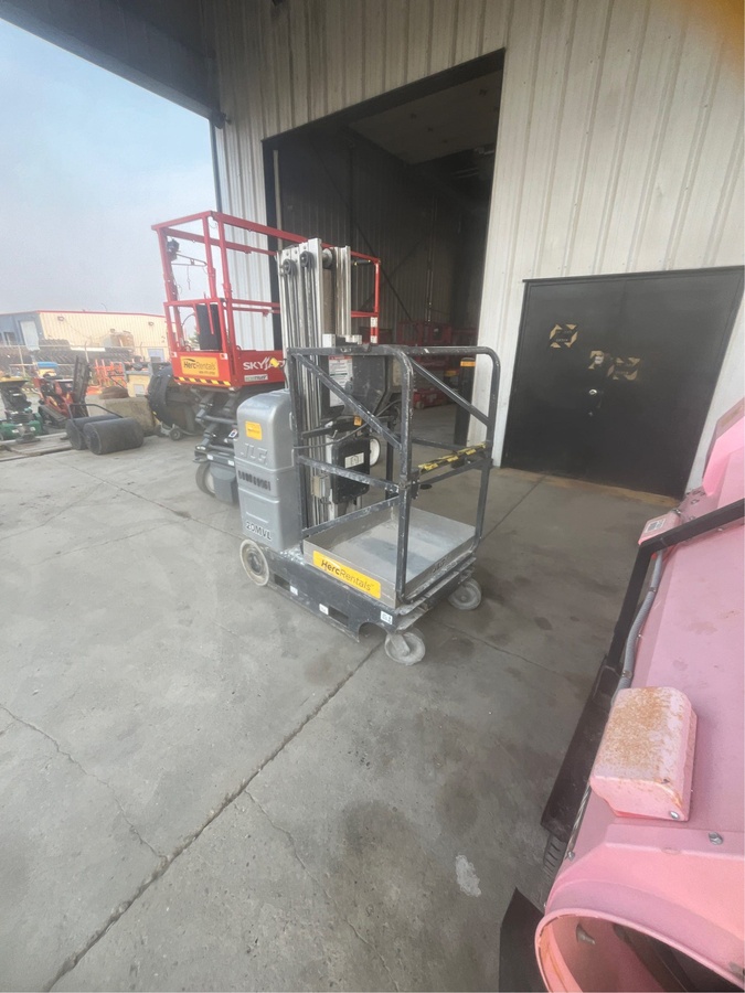 2015 JLG 20MVL