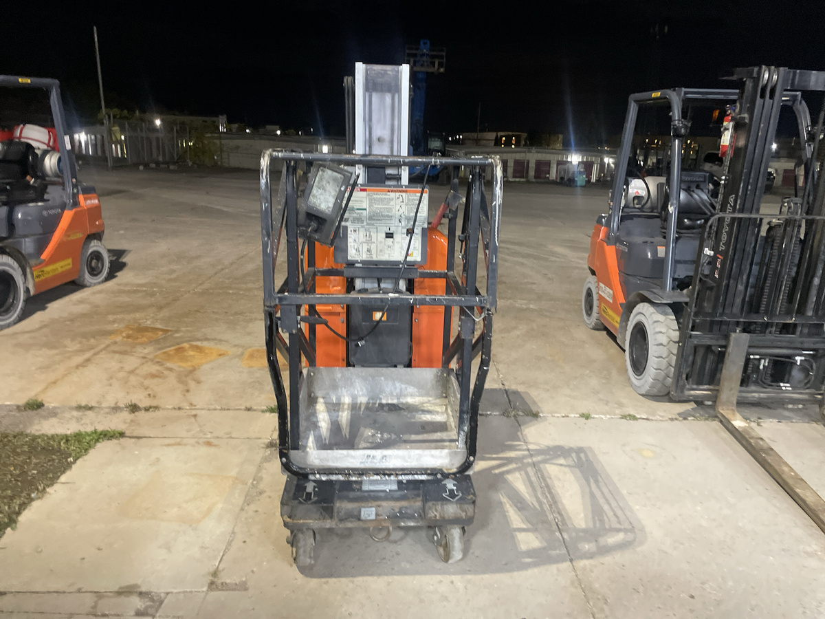 2002 JLG 20DVL-6