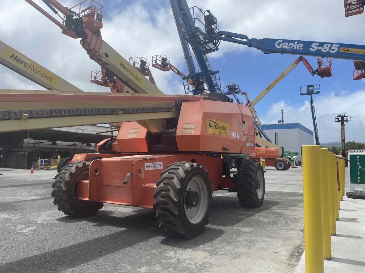 2015 JLG 660SJ