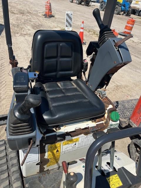 2019 Bobcat E10