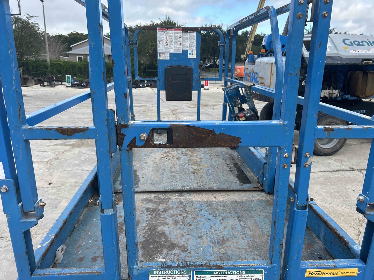 2018 Genie GS-3246-5