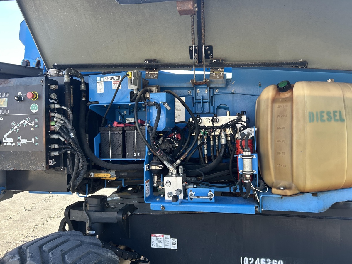 2018 Genie S-85-8