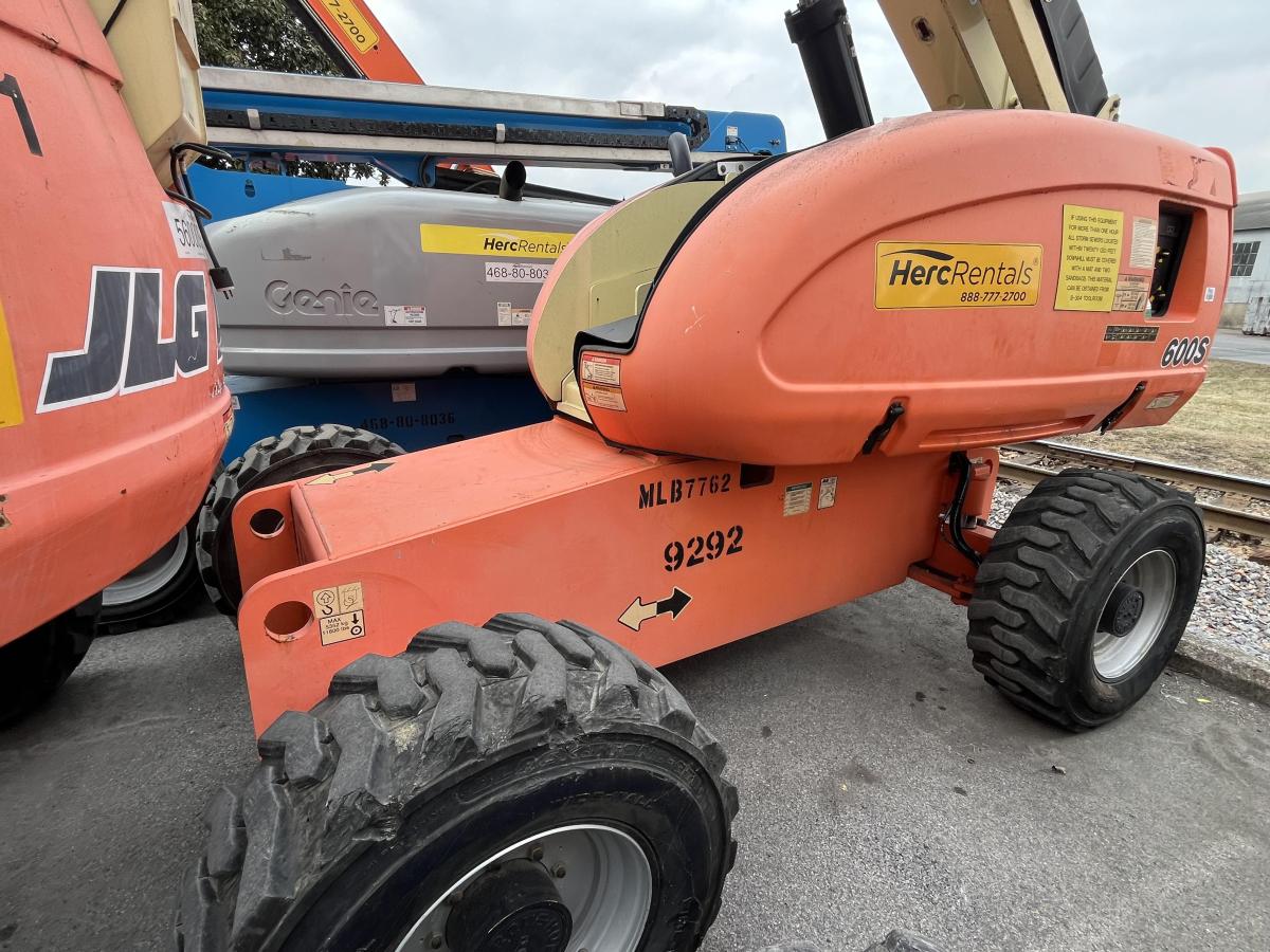2006 JLG 600S