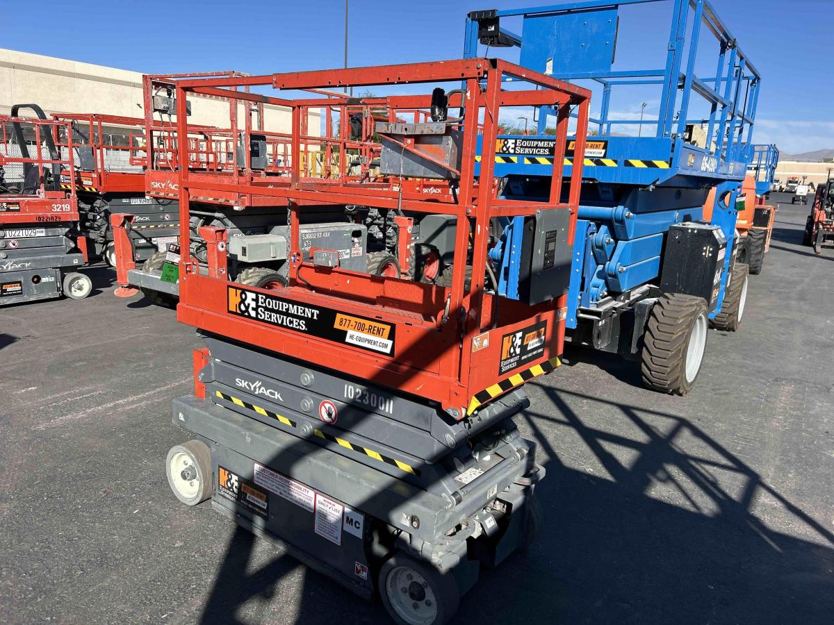 2017 Skyjack SJ3219