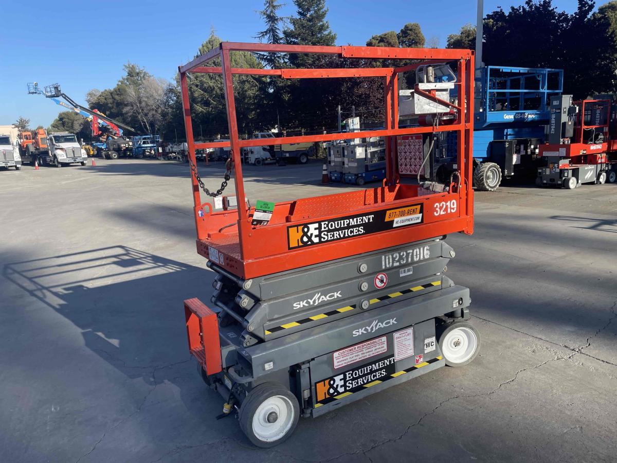2018 Skyjack SJ3219