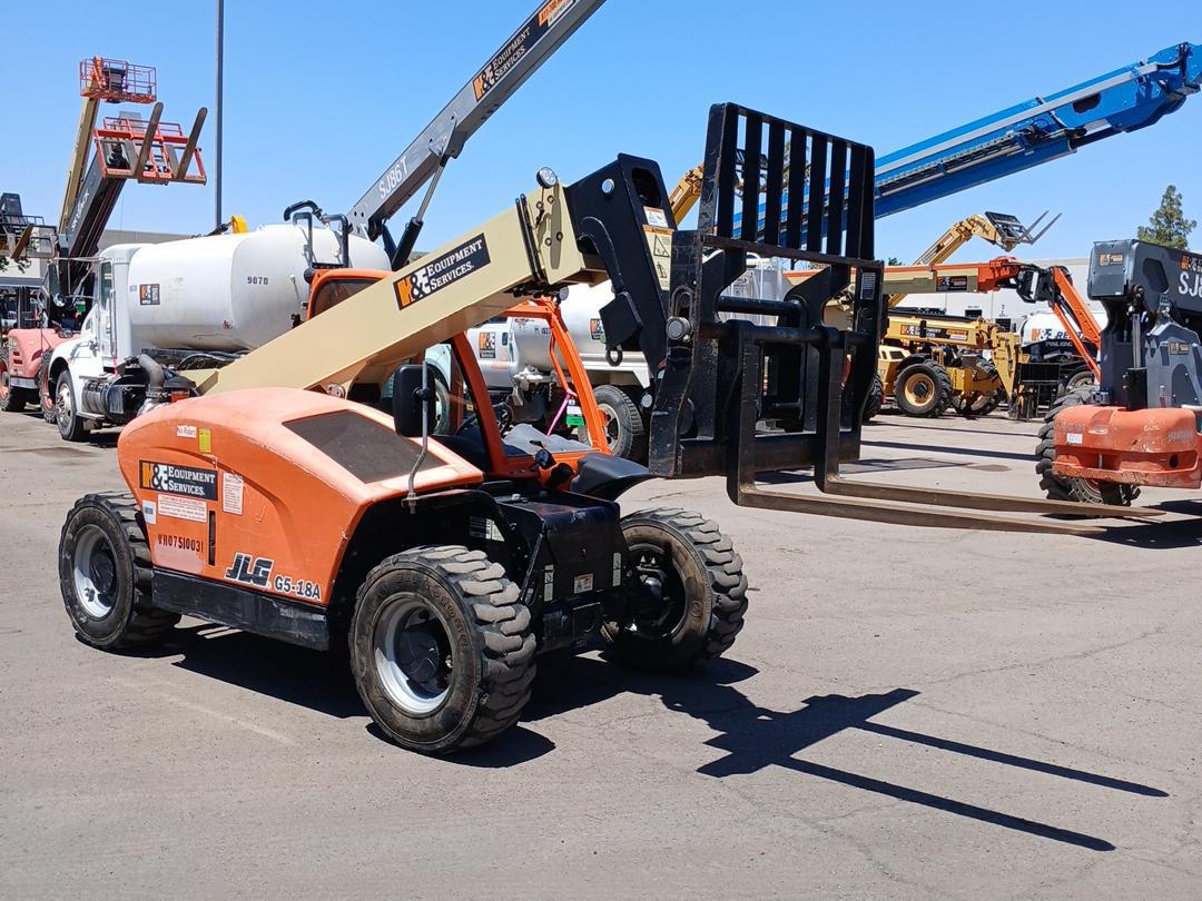 2018 JLG G5-18A