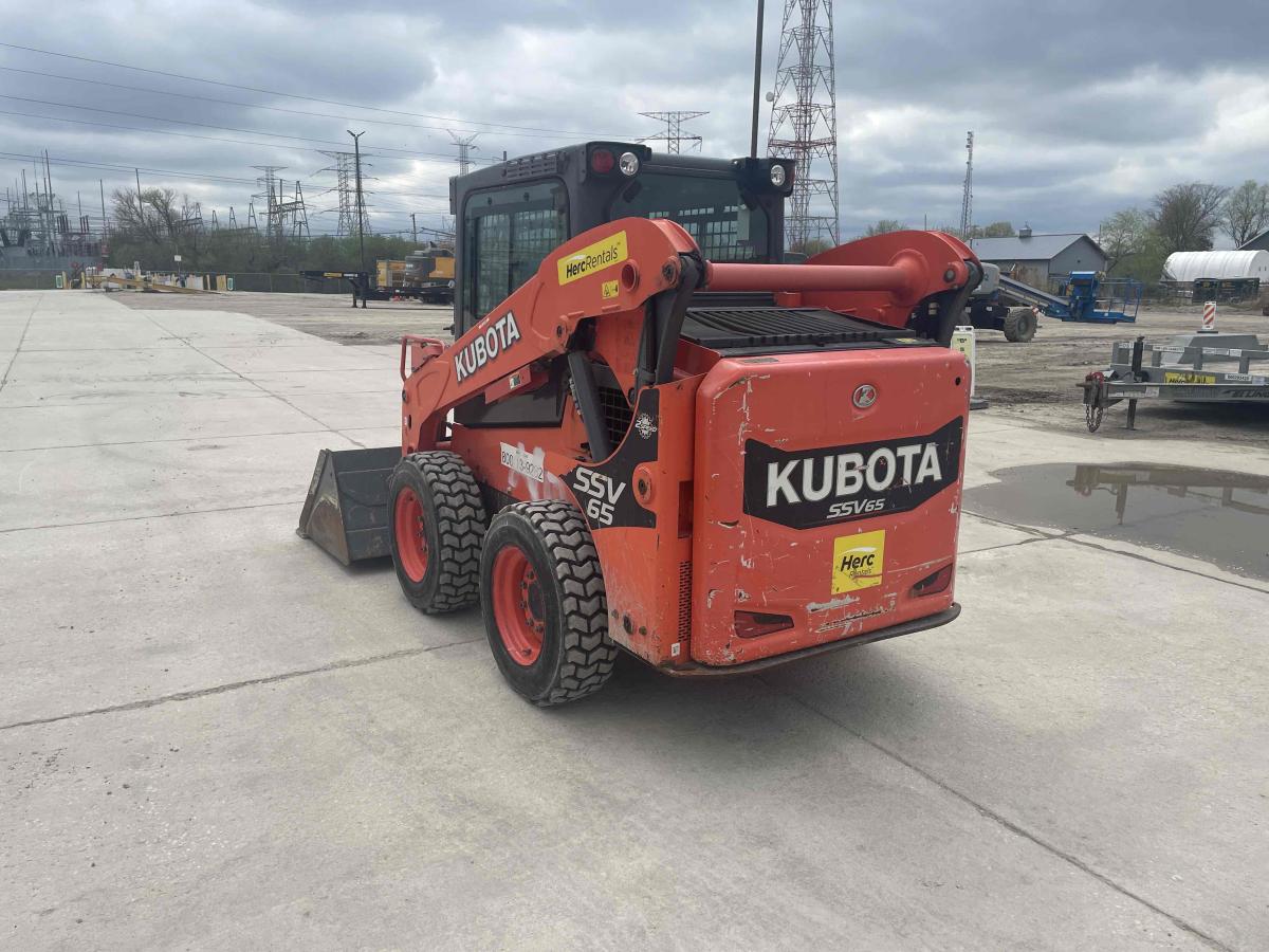2016 Kubota SSV65