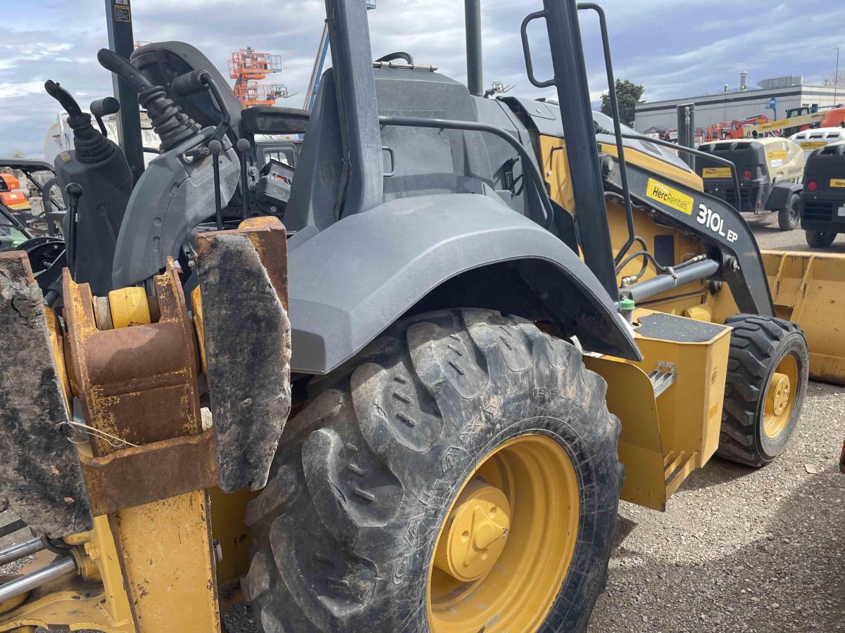 2019 John Deere 310L EP