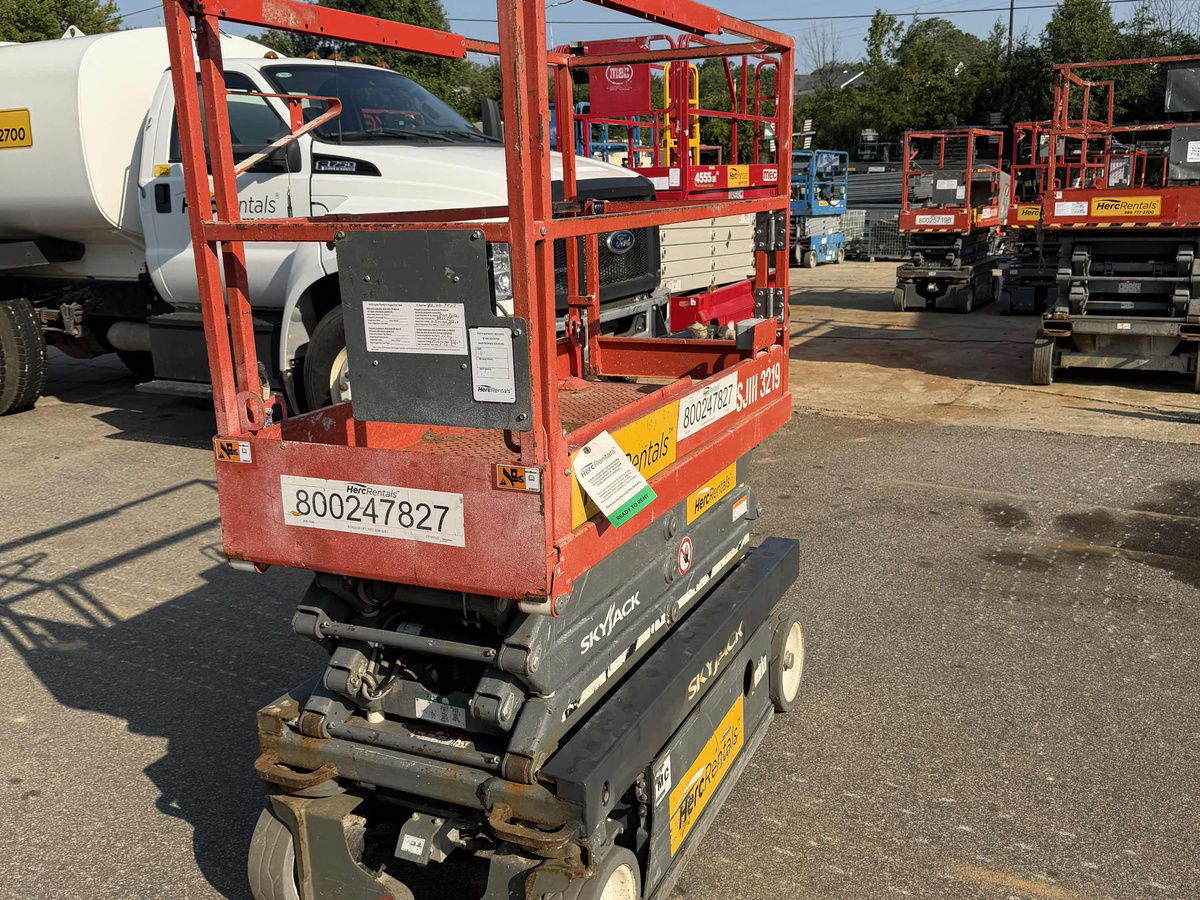 2019 Skyjack SJ3219-2