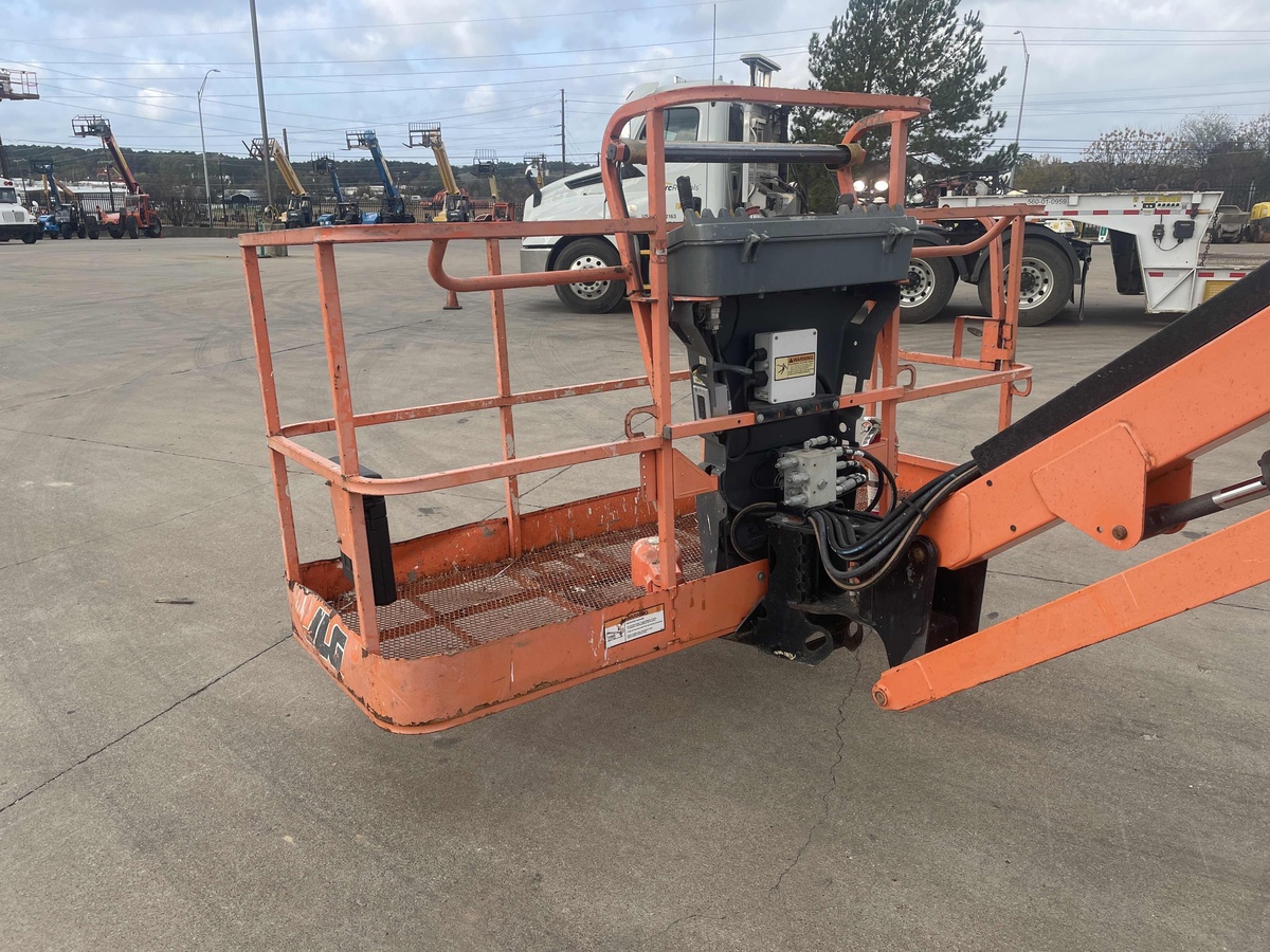 2018 JLG 600AJ-13