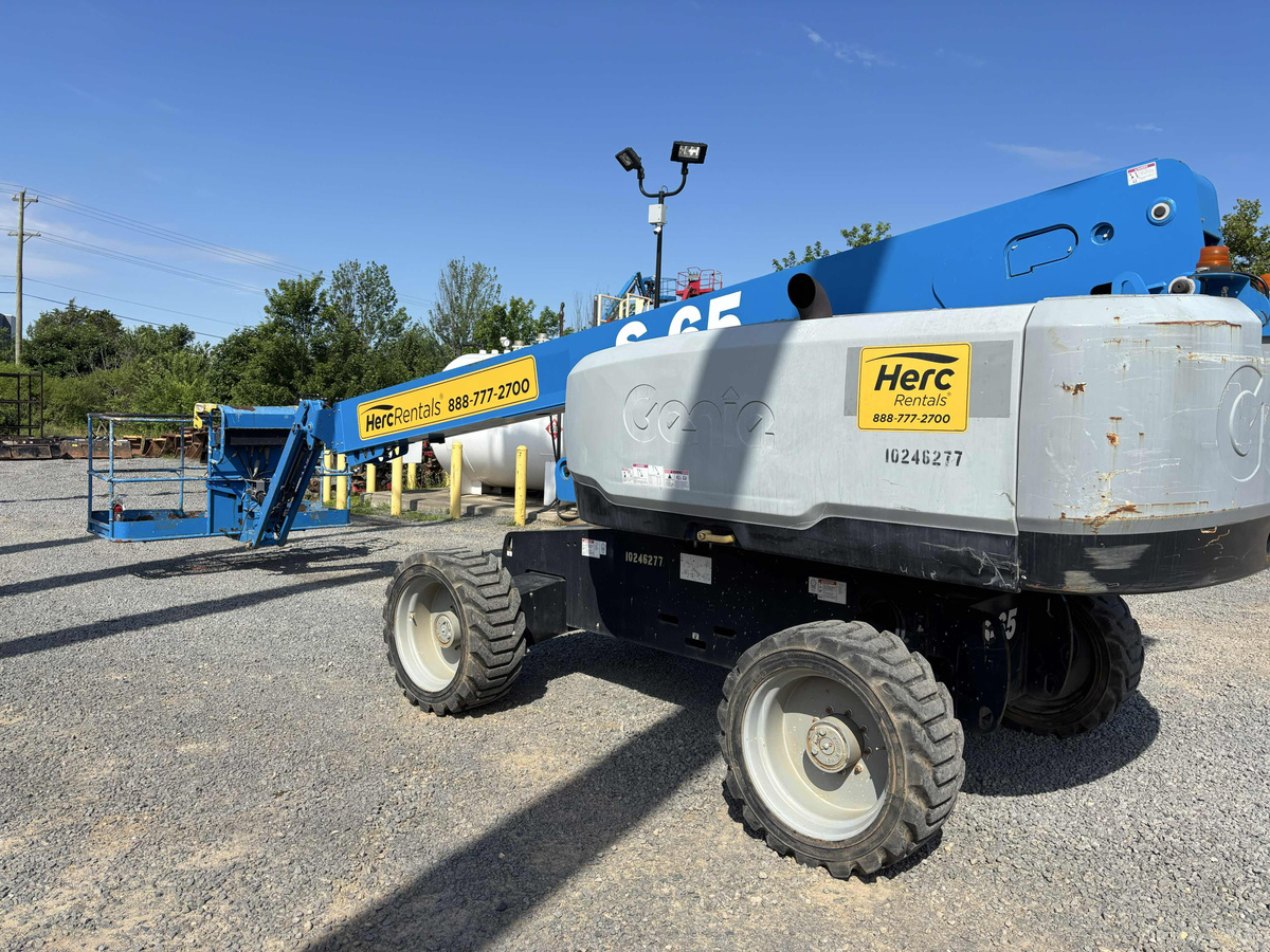 2018 Genie S-65