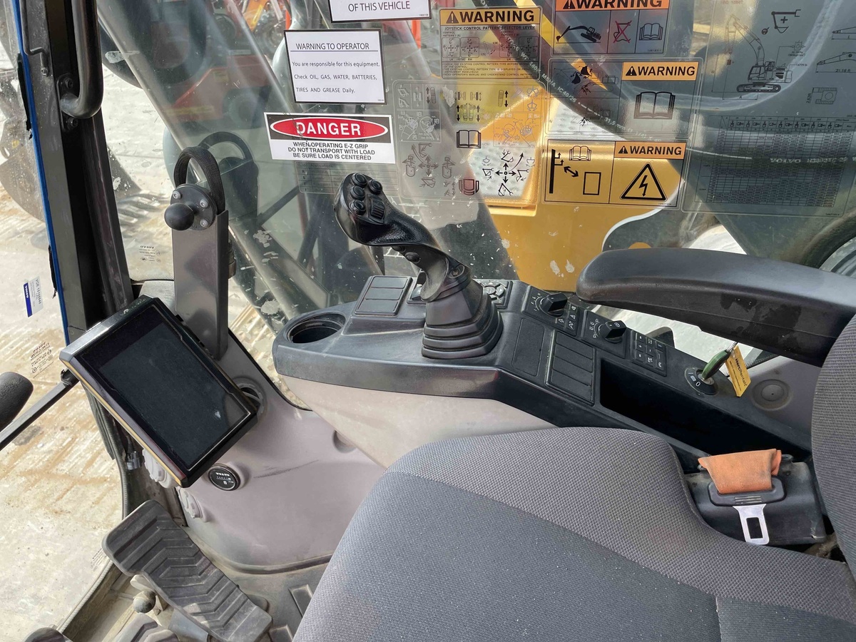 2020 Volvo EC350EL-11
