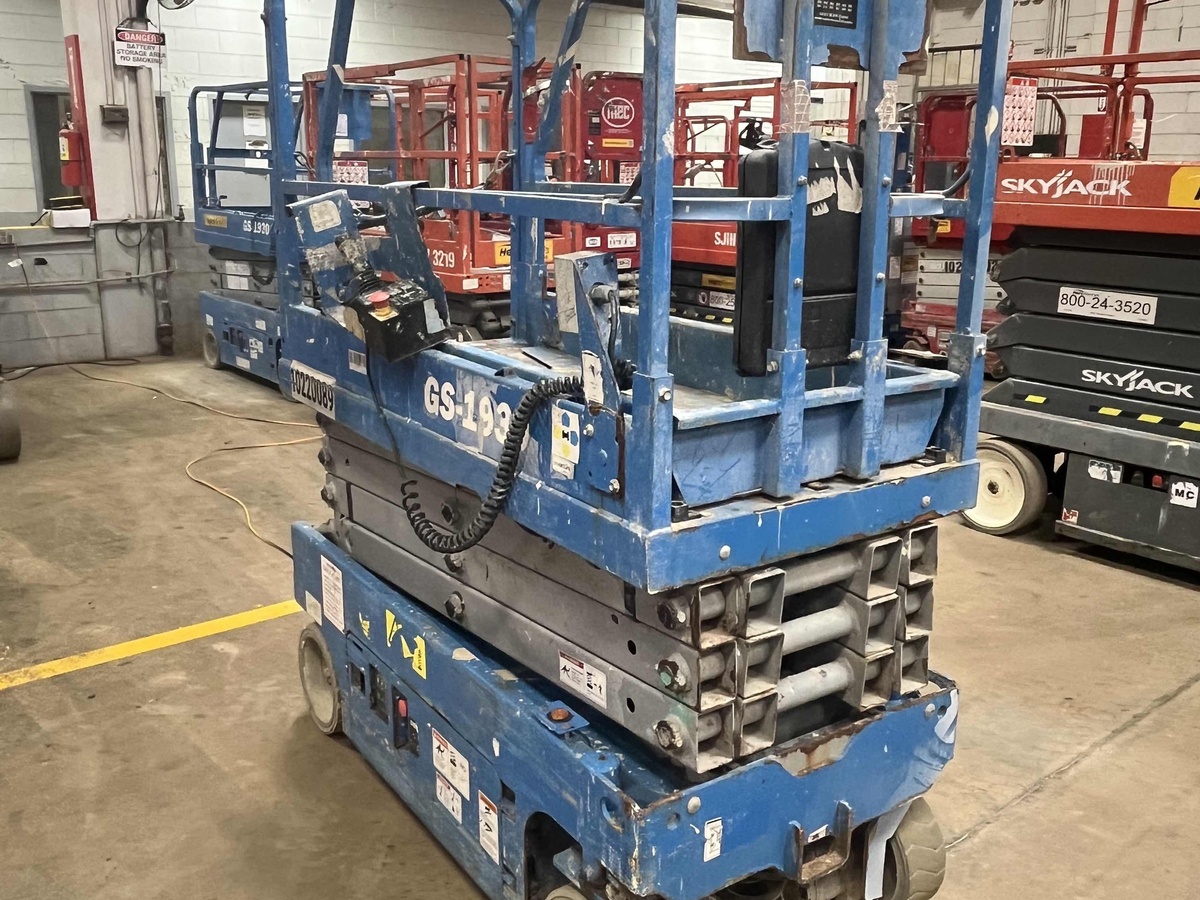 2017 Genie GS-1930-2