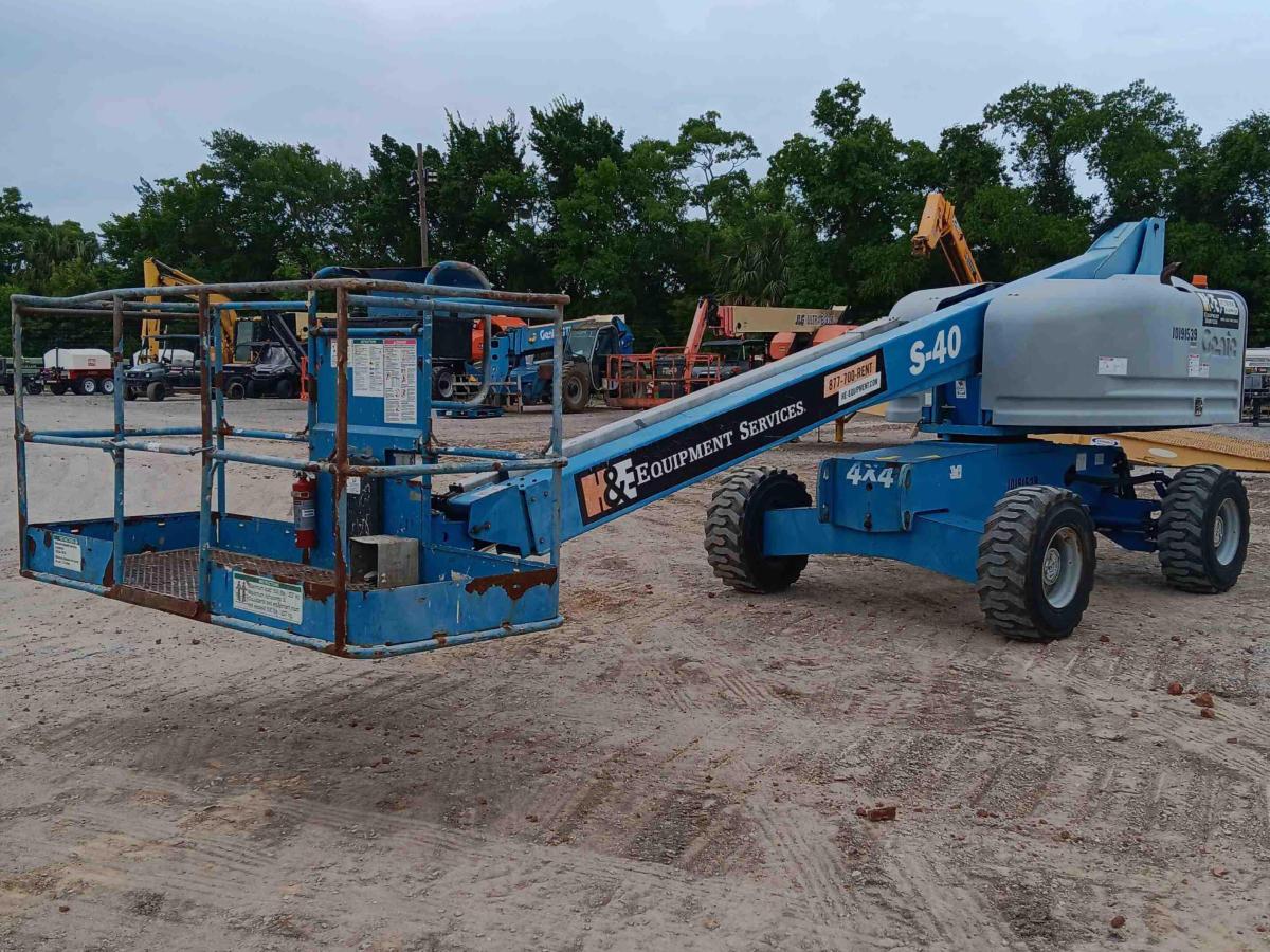 2016 Genie S-40