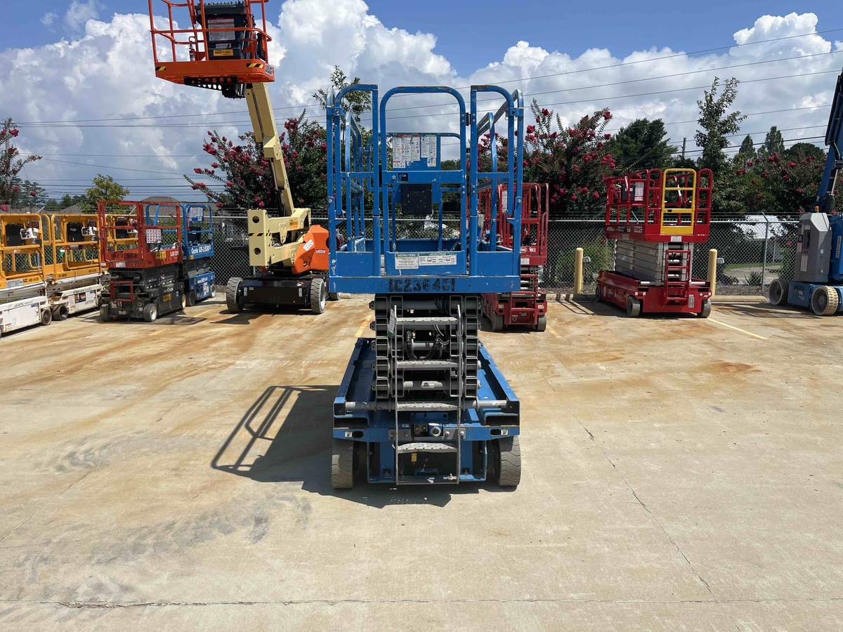 2018 Genie GS-4047-8