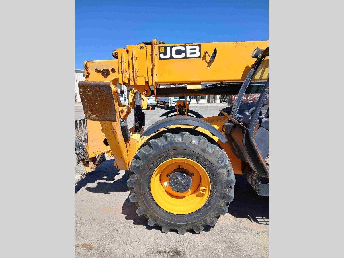 2018 JCB 510-56