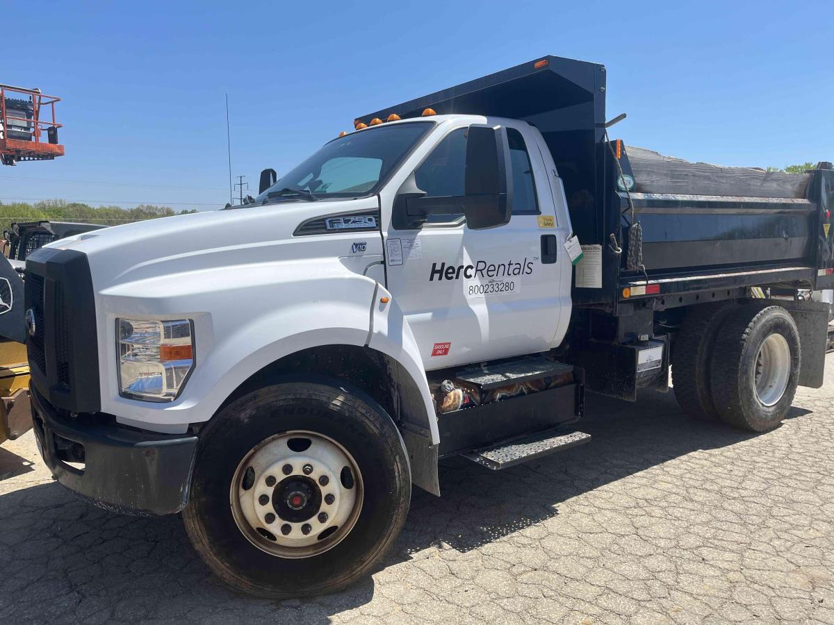 2018 Ford F750