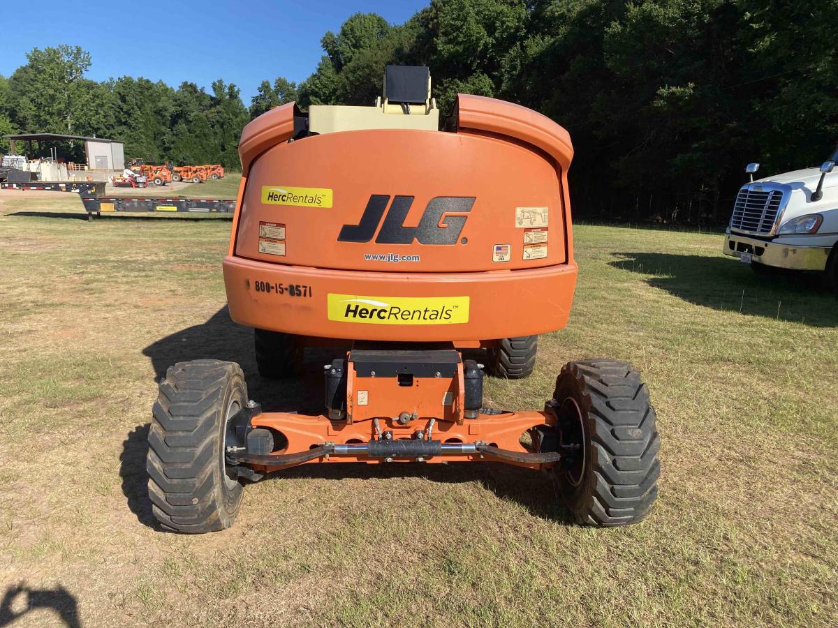 2017 JLG 450AJ