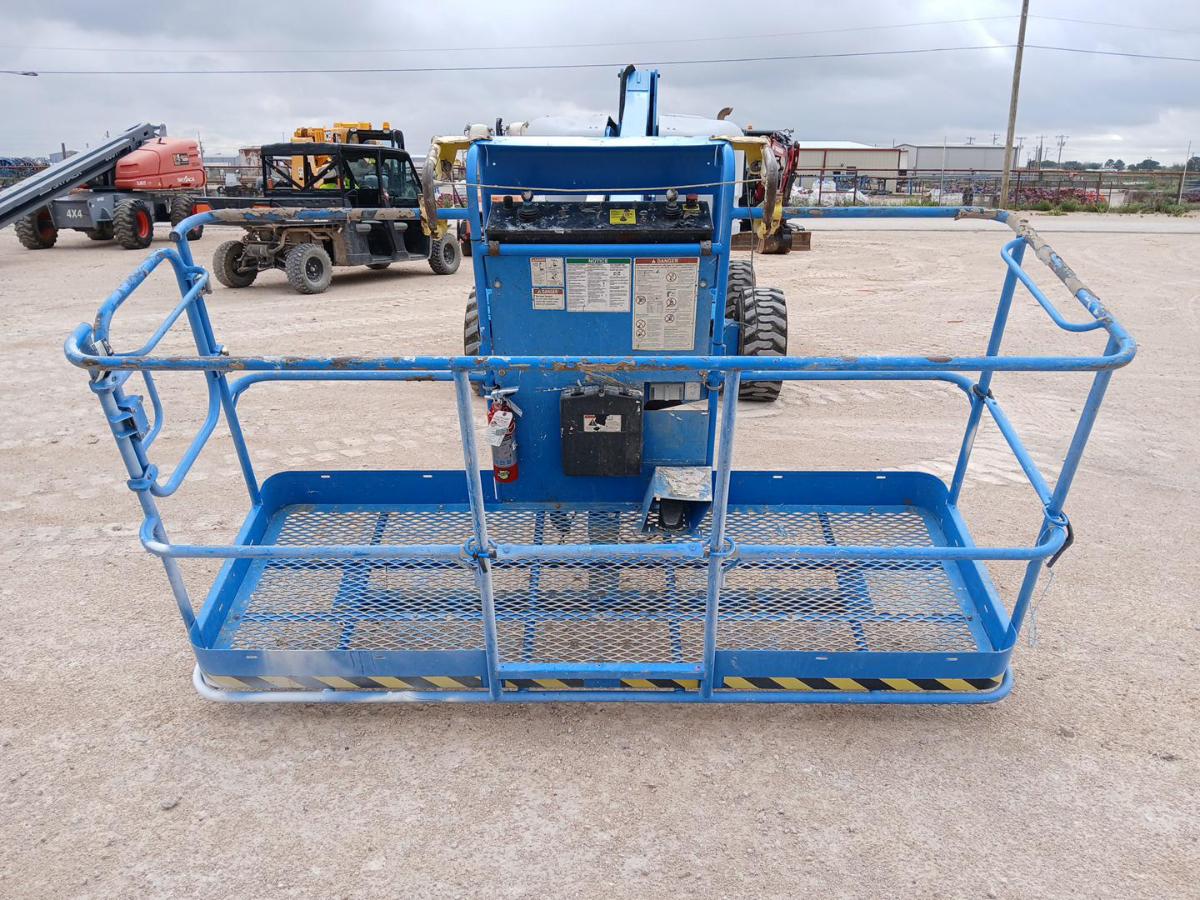 2017 Genie S-40-10