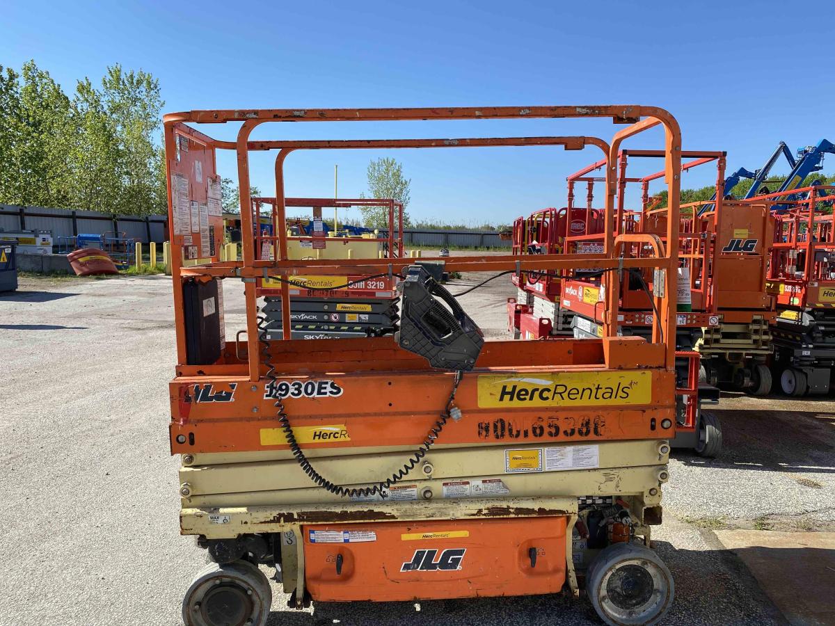 2017 JLG 1930ES-5