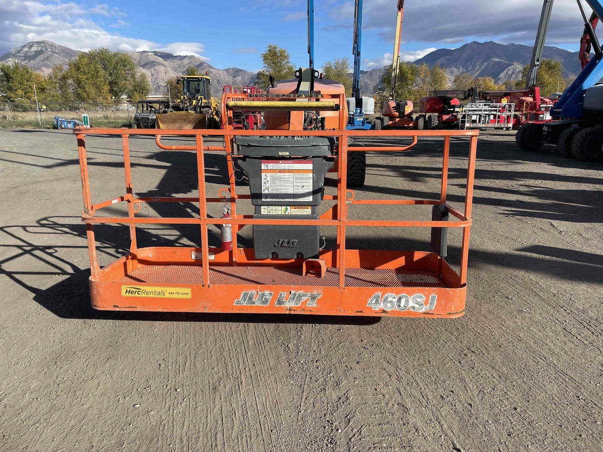 2018 JLG 460SJ-8